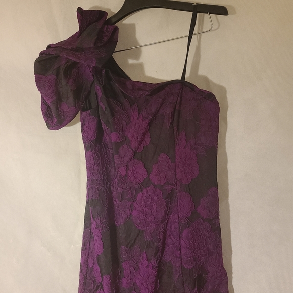 Aidan Mattox Draped 1Shoulder Floral Jacquard Gown - Picture 7 of 8